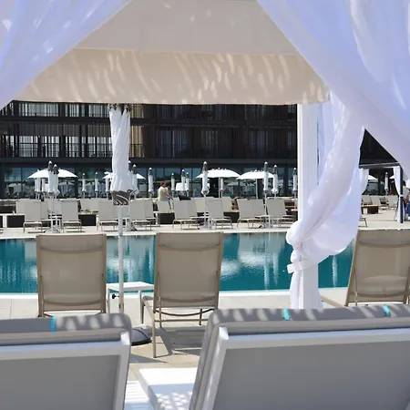 Bungalow Pino Nero Bilocale 4 Pax Σαλέ *