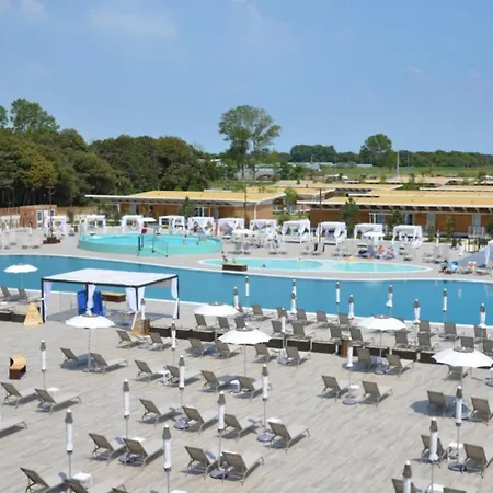 Bungalow Pino Nero Bilocale 4 Pax Chalé *