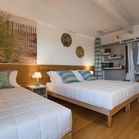 Bungalow Pino Nero Bilocale 4 Pax Chalé Bibione